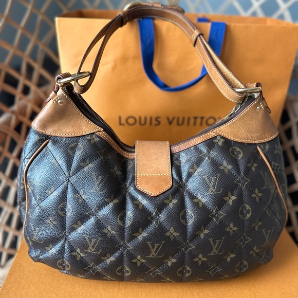 LOUIS VUITTON Handbag - Picture 3 of 13